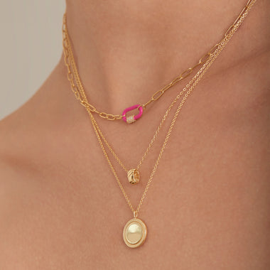 Gold Smooth Twist Pendant Necklace