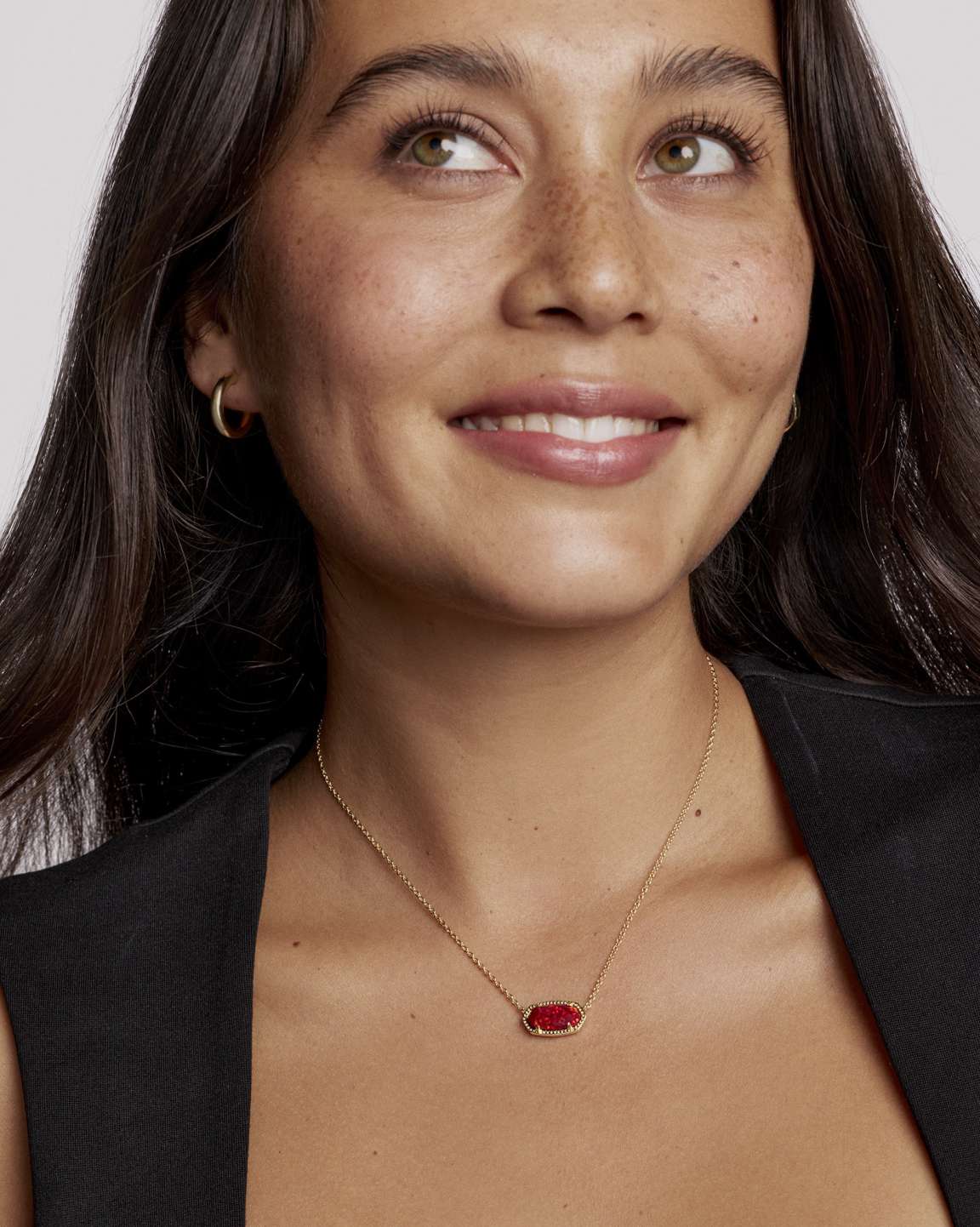 Elisa Gold Short Pendant Necklace In Red Kyocera Opal