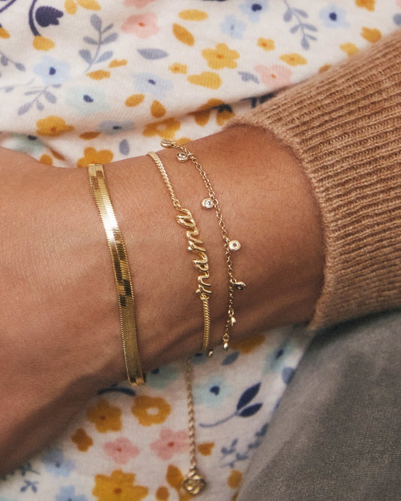 Mama Script Bracelet in Gold