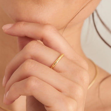 Gold Smooth Twist Thin Band Ring