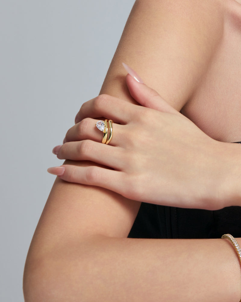 Curved Lab Grown Diamond Figure Balance Ring