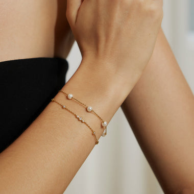 Gold Shell Pearl Station Bracelet