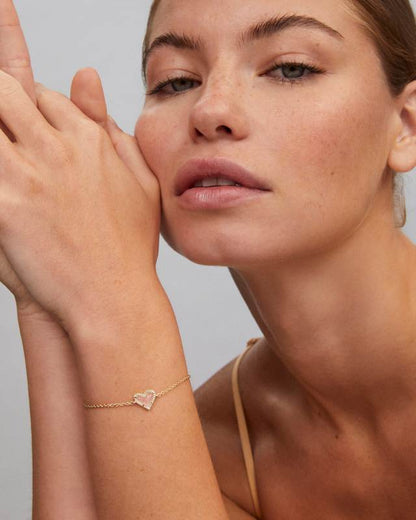 Ari Heart Gold Chain Bracelet in Rose Quartz