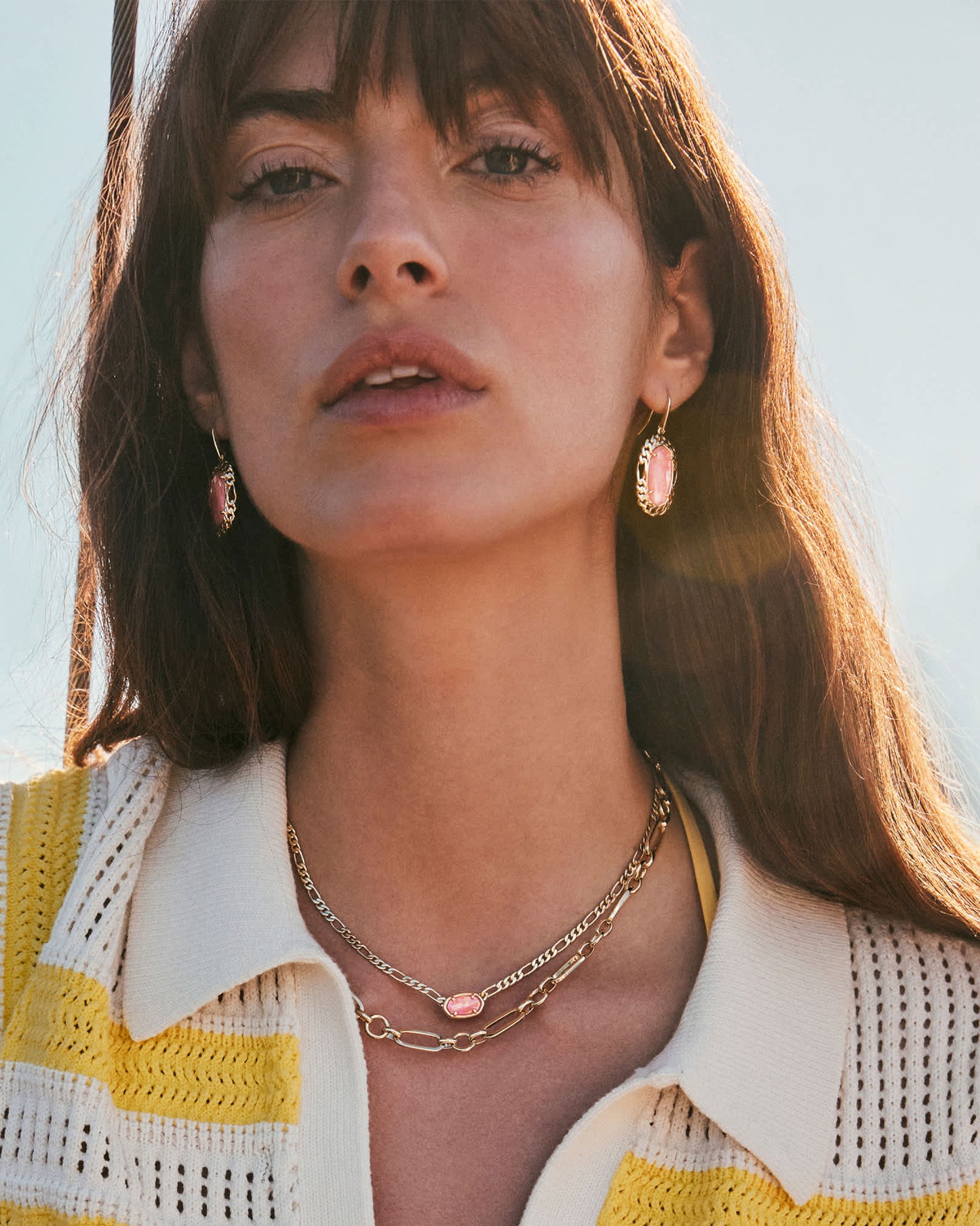 Elisa Gold Figaro Chain Short Pendant Necklace in Pink Iridescent Mother-of-Pearl