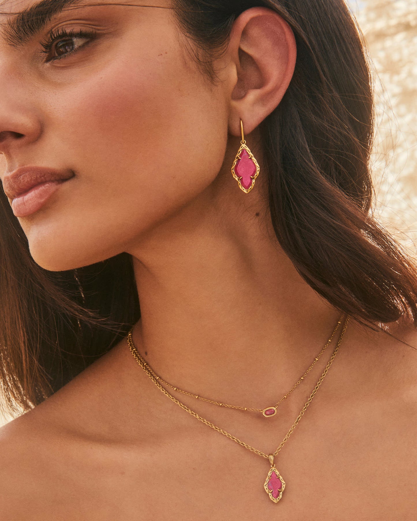 Mini Elisa Vintage Gold Satellite Short Pendant Necklace in Dark Fuchsia Variegated Magnesite