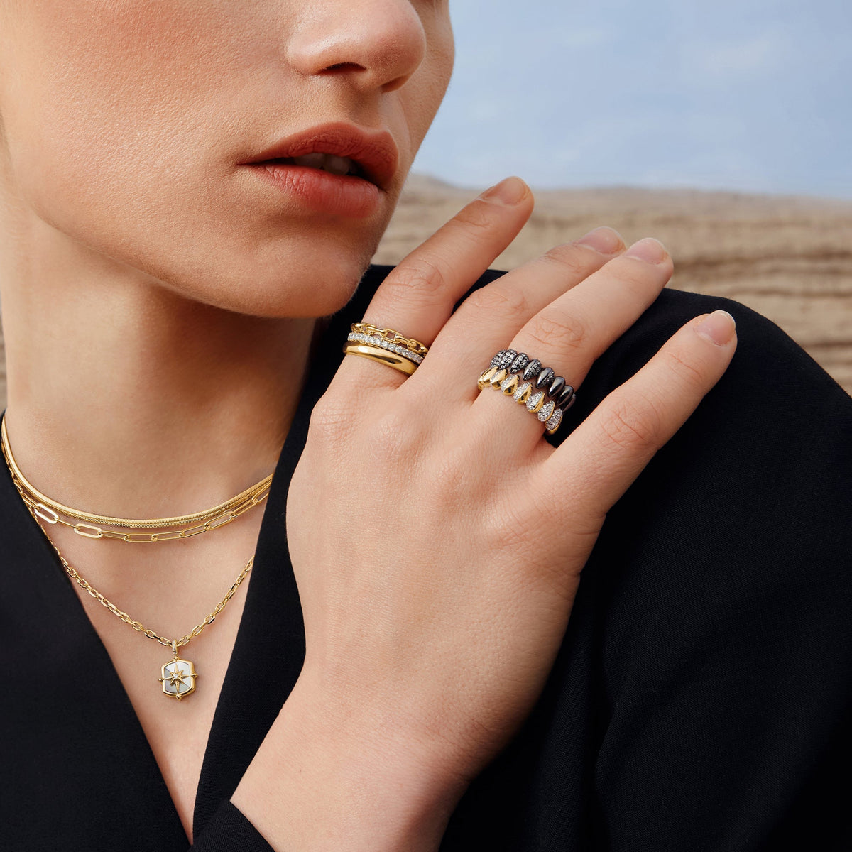 Two-Tone Sparkling Puffy Spike Ring