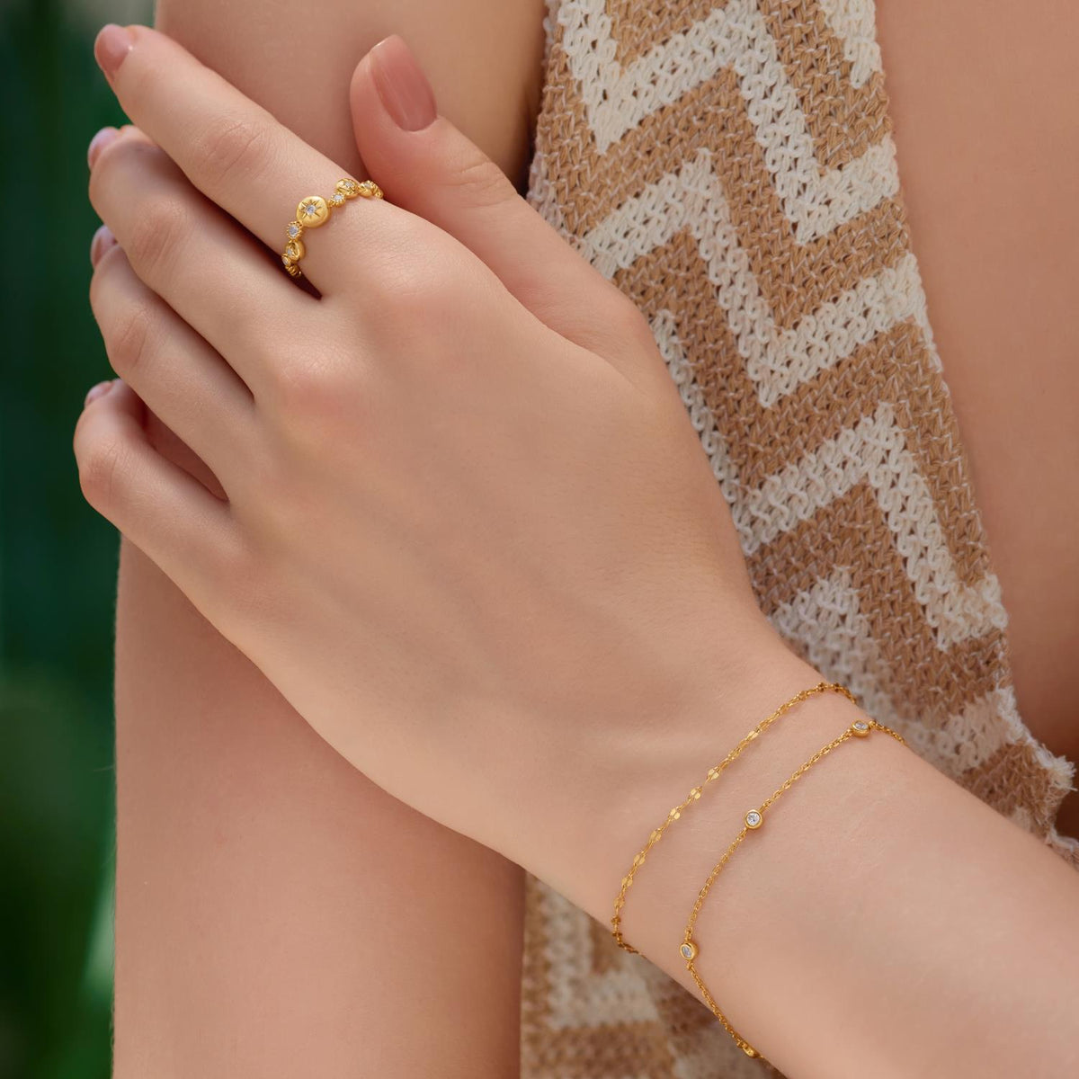 Gold Starburst Zig-Zag Beaded Ring