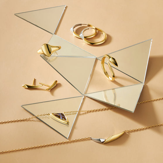 Gold Arrow Adjustable Signet Ring