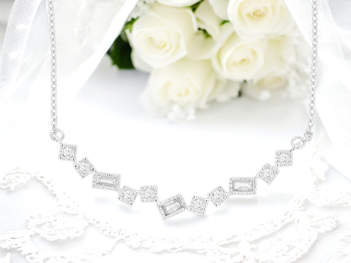 14kt White Gold Mixed Cut Diamond Necklace