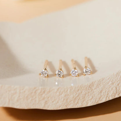 UNA | Single Diamond Mini Stud Earring