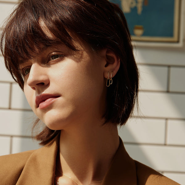 IMOGEN | Single Paper Clip Oblong Huggie Hoop