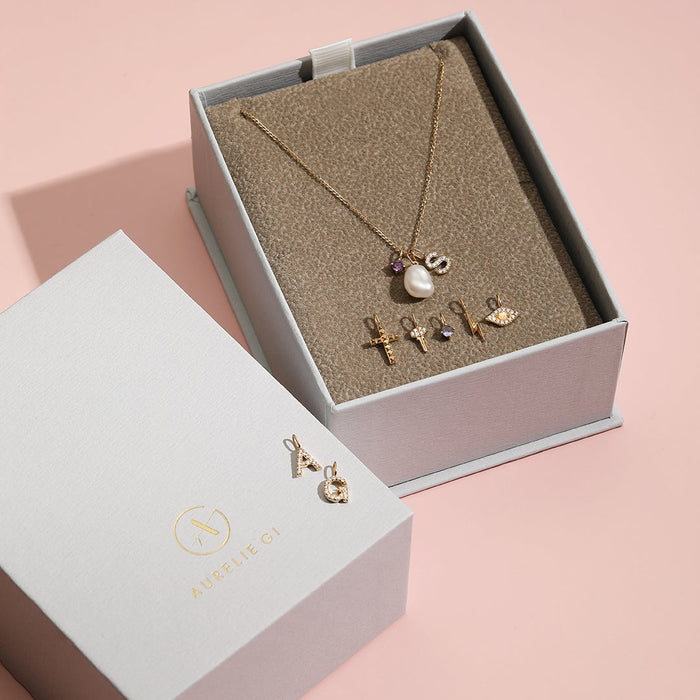 G | Diamond Initial Charm